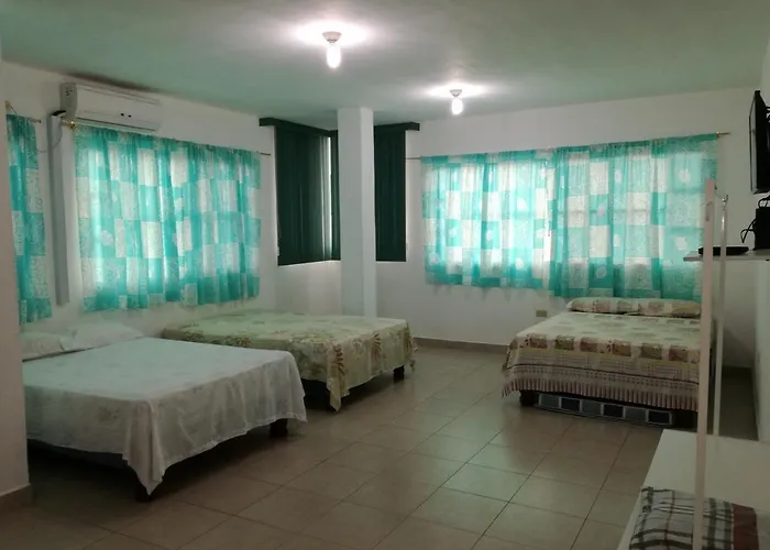 Francisco Habitaciones