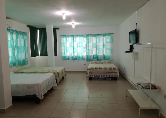 Francisco Habitaciones